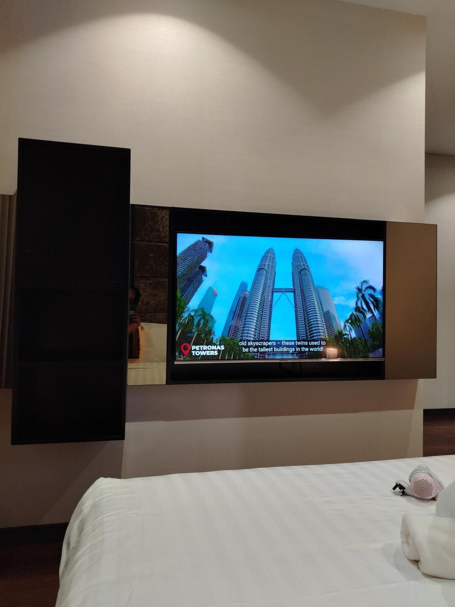 8 Kia Peng Suites Klcc By Luna Kuala Lumpur Eksteriør billede