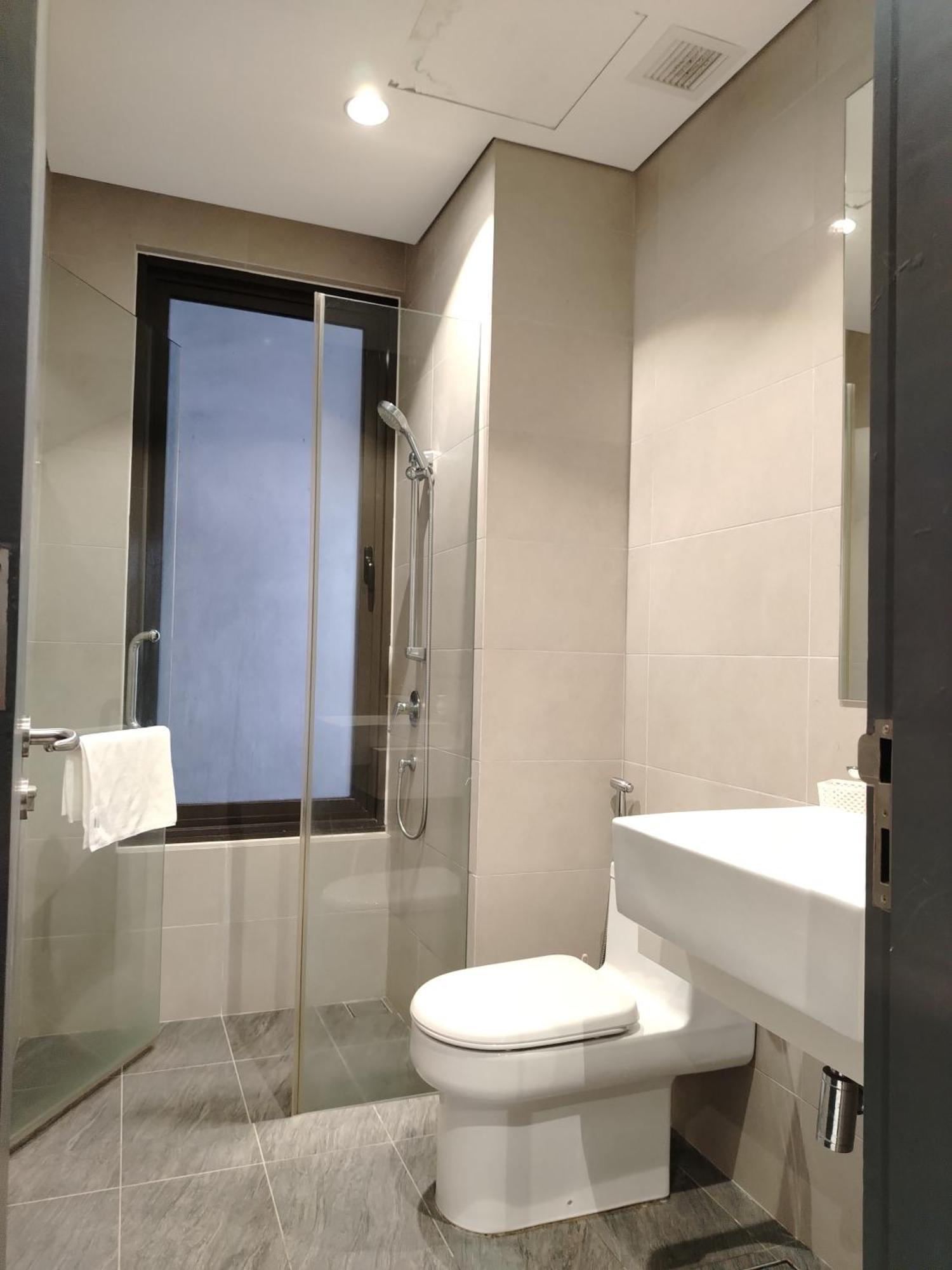 8 Kia Peng Suites Klcc By Luna Kuala Lumpur Eksteriør billede