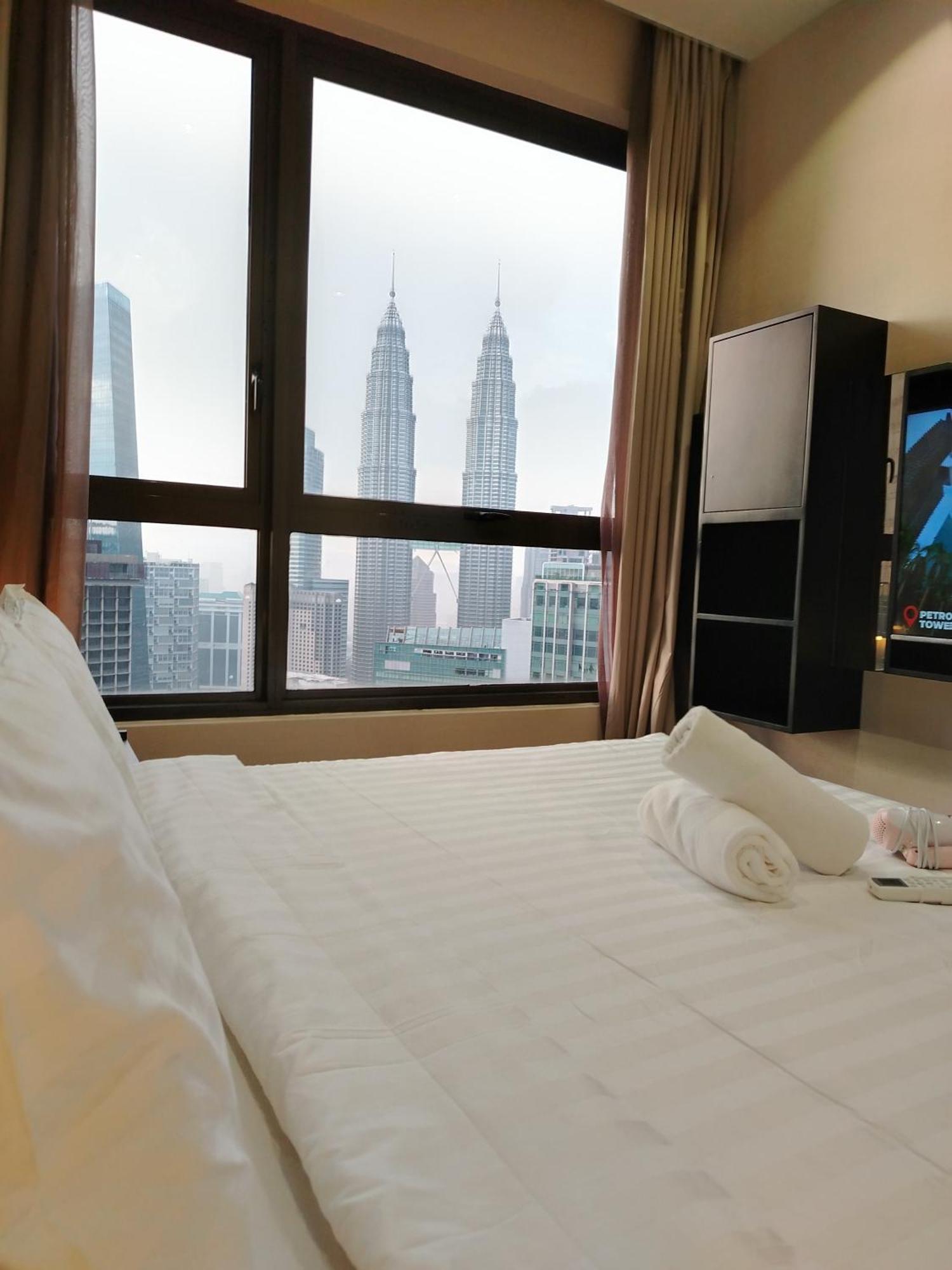 8 Kia Peng Suites Klcc By Luna Kuala Lumpur Eksteriør billede