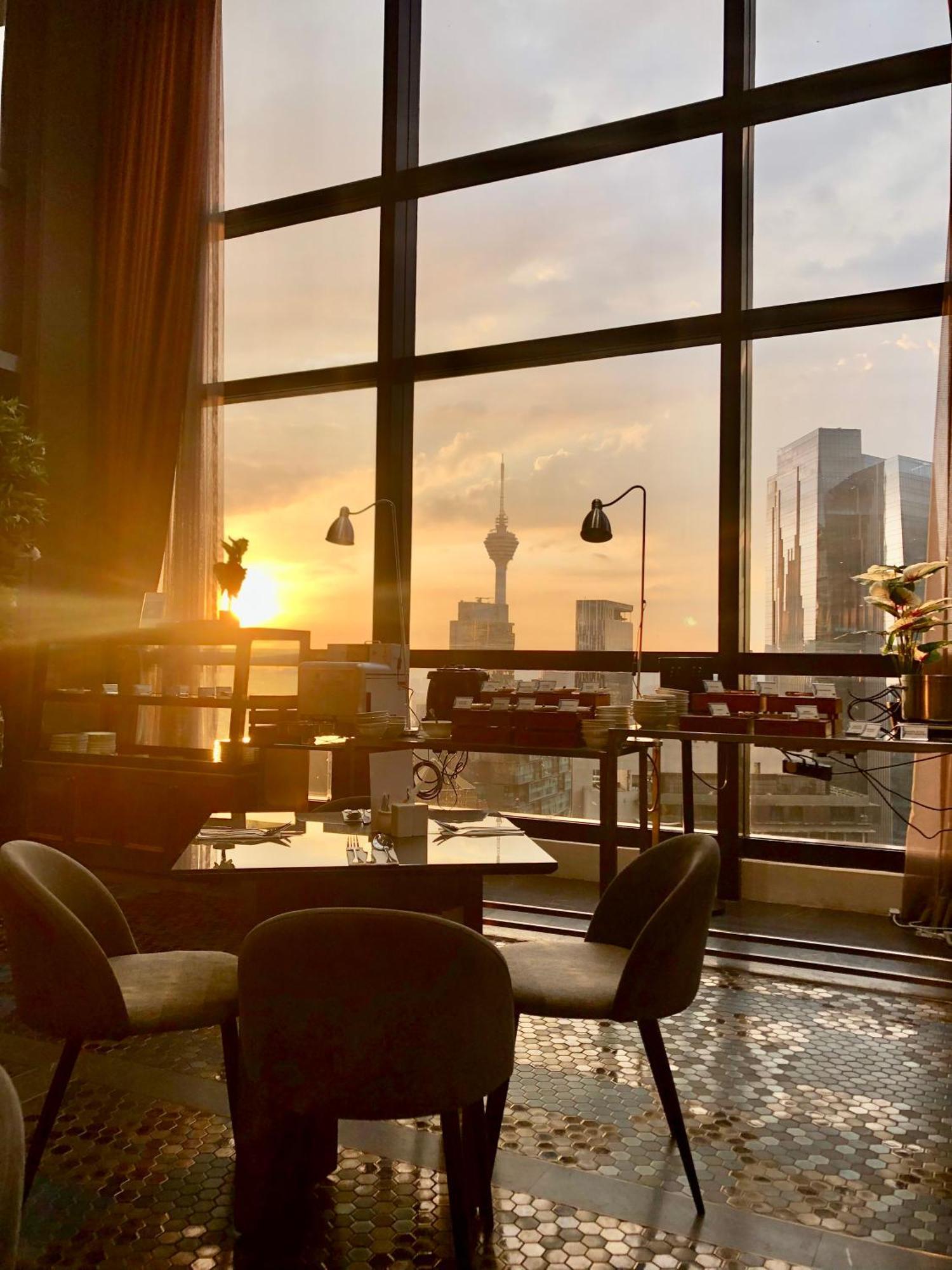 8 Kia Peng Suites Klcc By Luna Kuala Lumpur Eksteriør billede